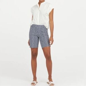 Spanx Sunshine Shorts 10” Navy Painted Dot XL‎
